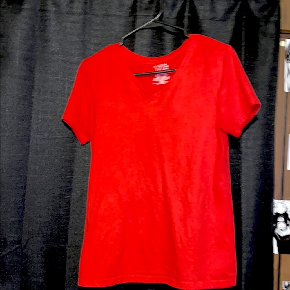 Red v neck t-shirt